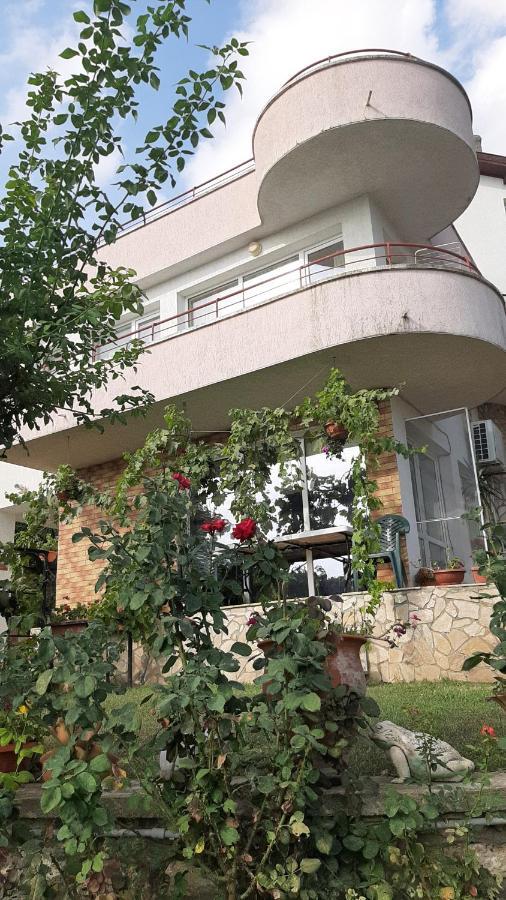 Popov Guest House Balchik Eksteriør billede