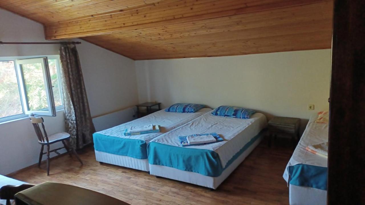 Popov Guest House Balchik Eksteriør billede