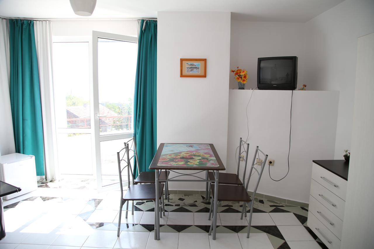 Popov Guest House Balchik Eksteriør billede