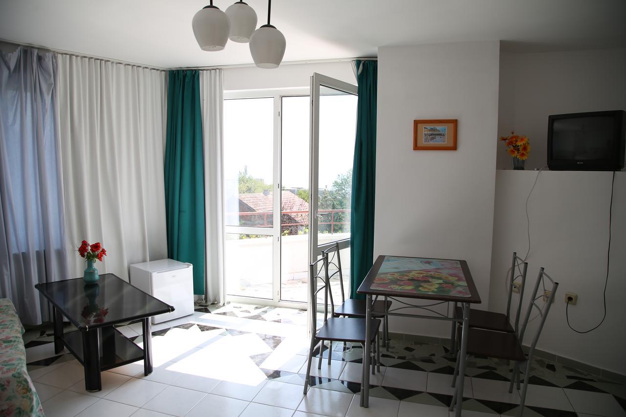 Popov Guest House Balchik Eksteriør billede