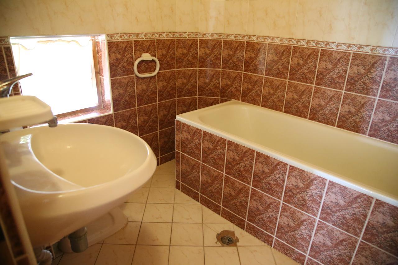 Popov Guest House Balchik Eksteriør billede