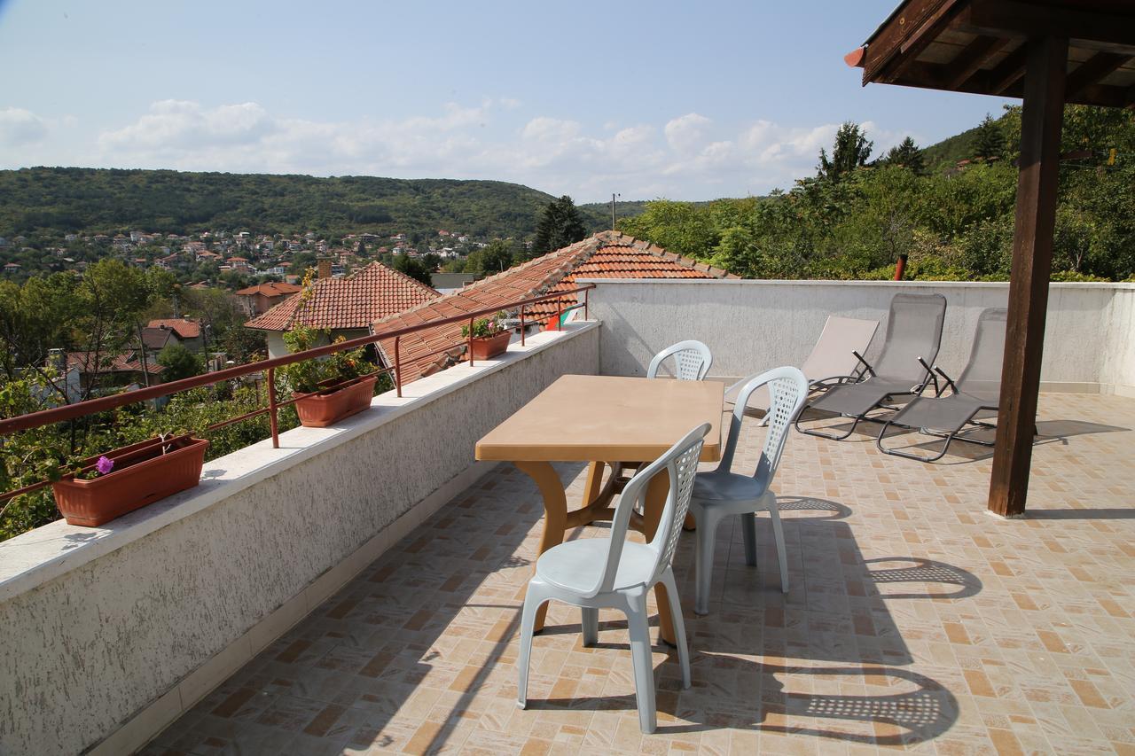 Popov Guest House Balchik Eksteriør billede