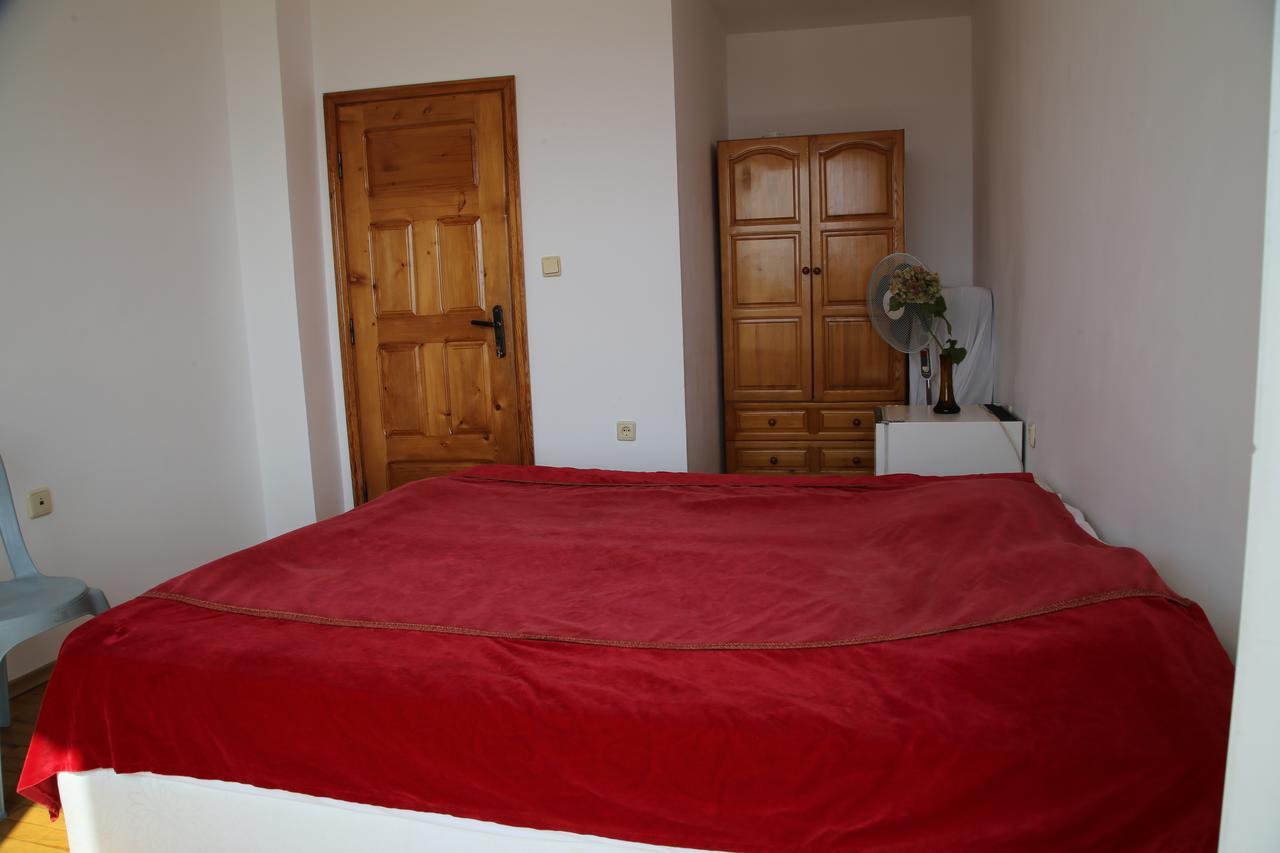 Popov Guest House Balchik Eksteriør billede